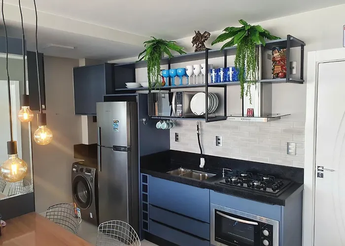Lindo Apto Tudo Novinho, Predio Frente Mar