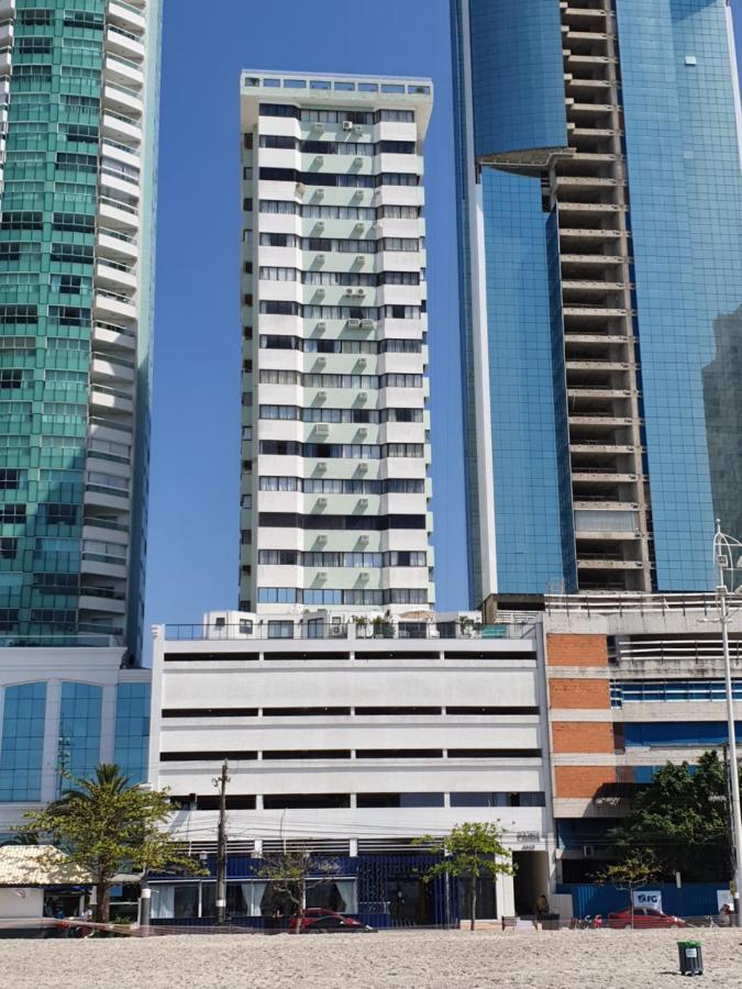 Lindo Apto Novinho, Predio Frente Mar Apartment *
