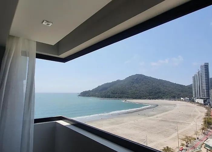 Lindo Apto Tudo Novinho, Predio Frente Mar
